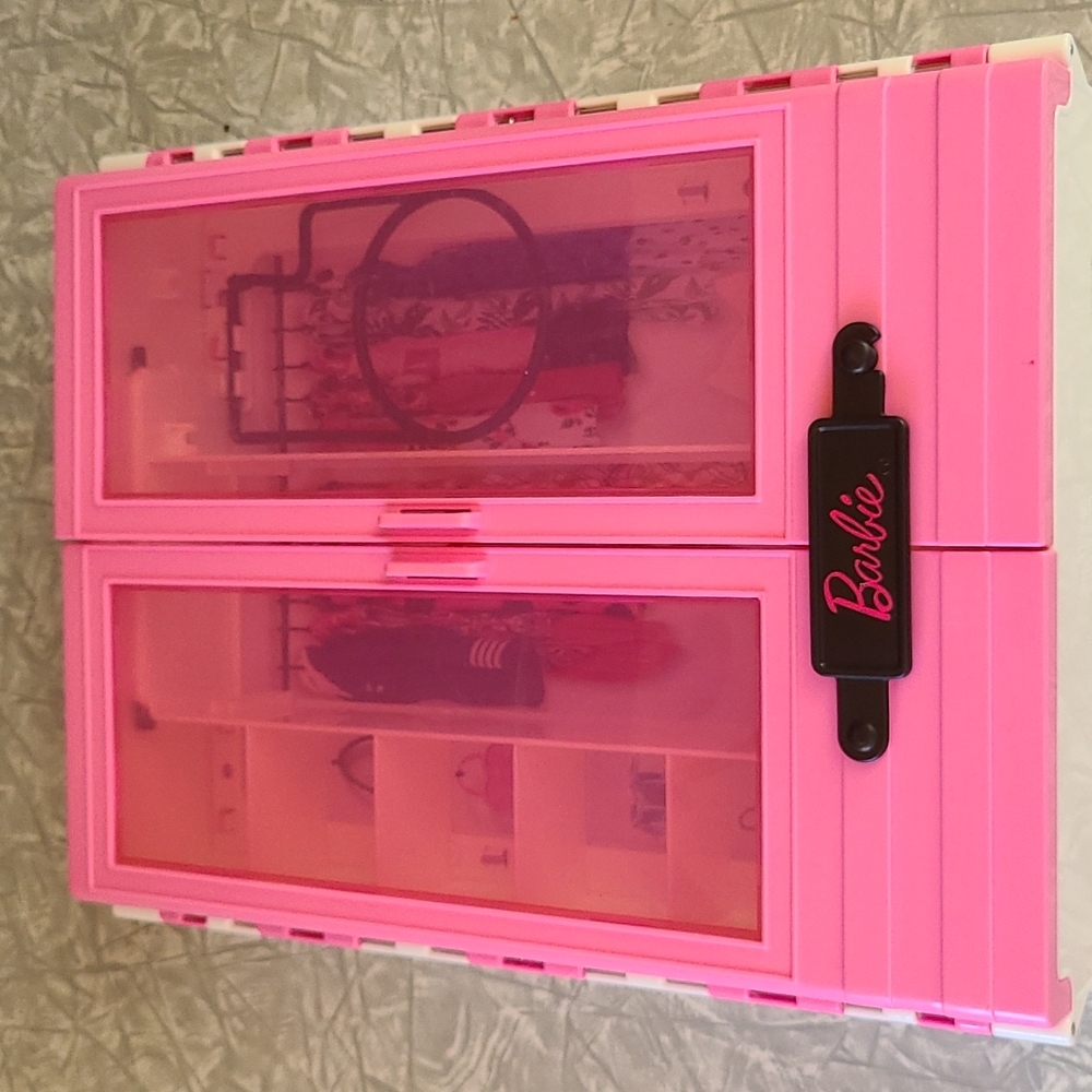 Barbie Closet